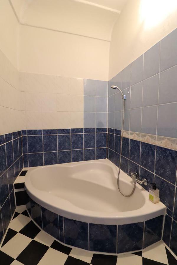 Guesthouse Veles Slovenska Bistrica Luaran gambar