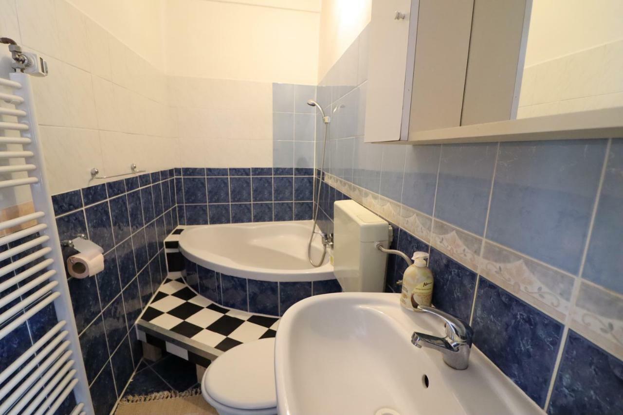 Guesthouse Veles Slovenska Bistrica Luaran gambar