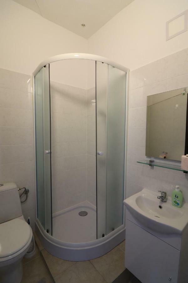 Guesthouse Veles Slovenska Bistrica Luaran gambar
